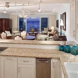 Caribbean Club Boutique Hotel, Grand Cayman Hotel Seven Mile Beach